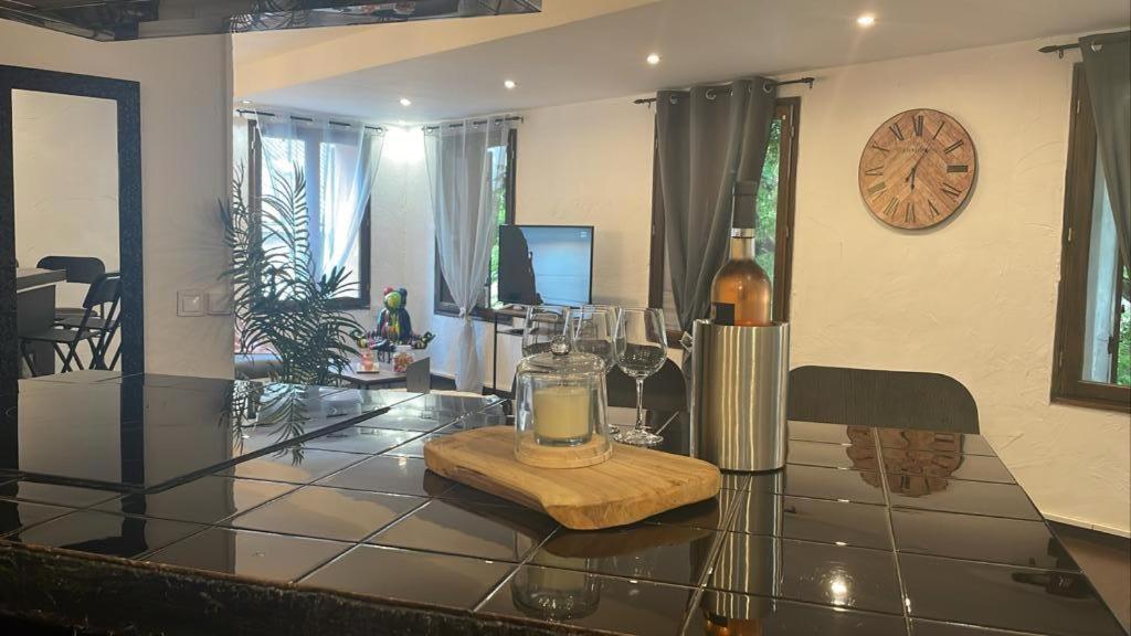 Appartement T3 La Madrague/ Les Calanques Марсилия Екстериор снимка